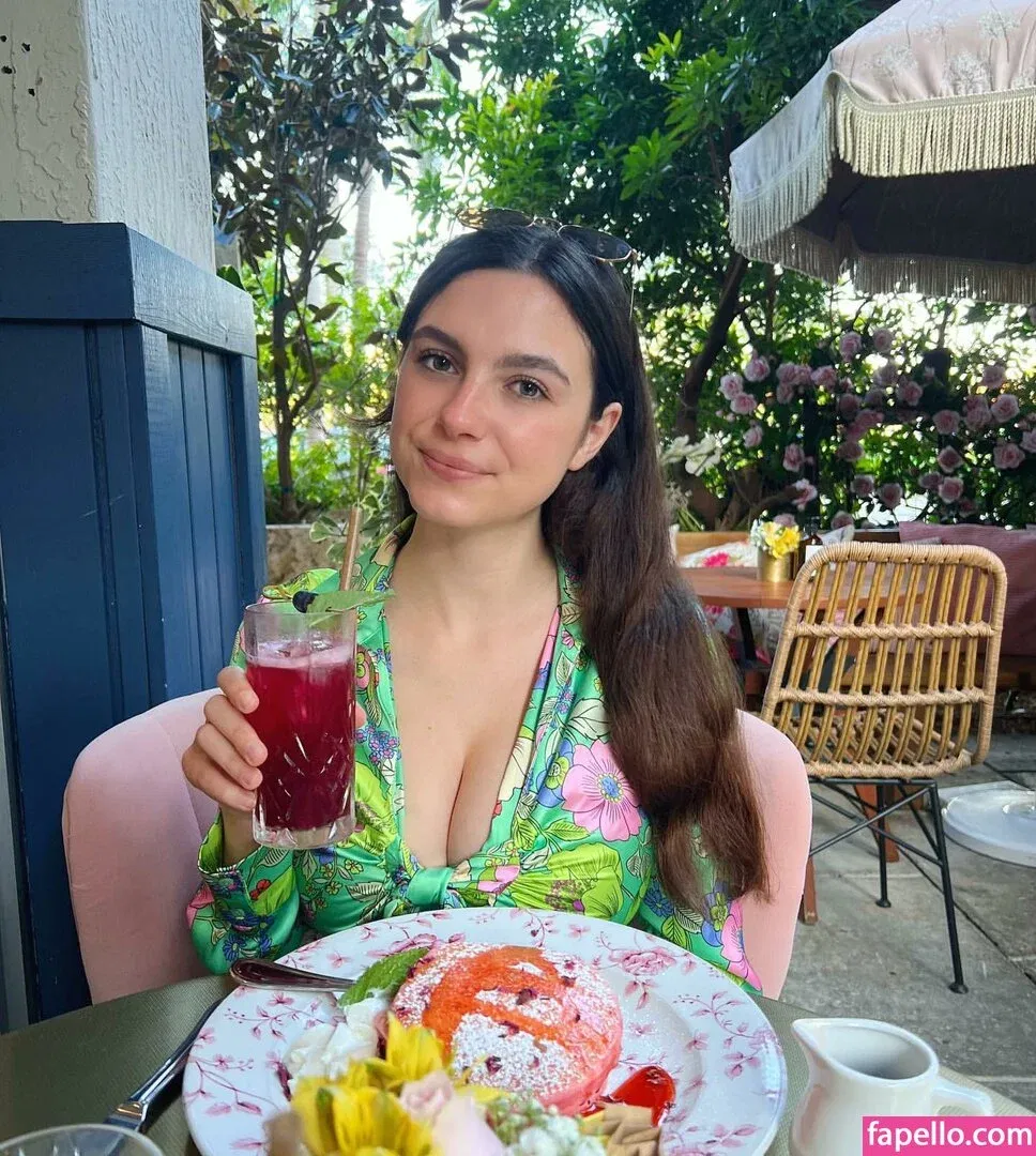 Theresa Onlyfans Photo Gallery 