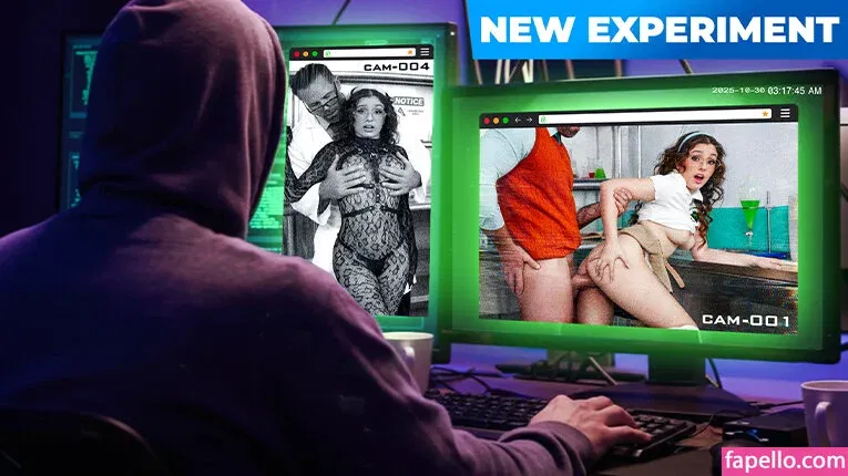 Leana Lovings Onlyfans Photo Gallery 