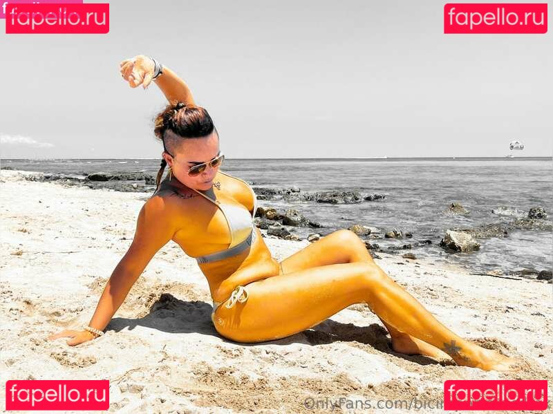 Lina Cal Nude Onlyfans Photo 33