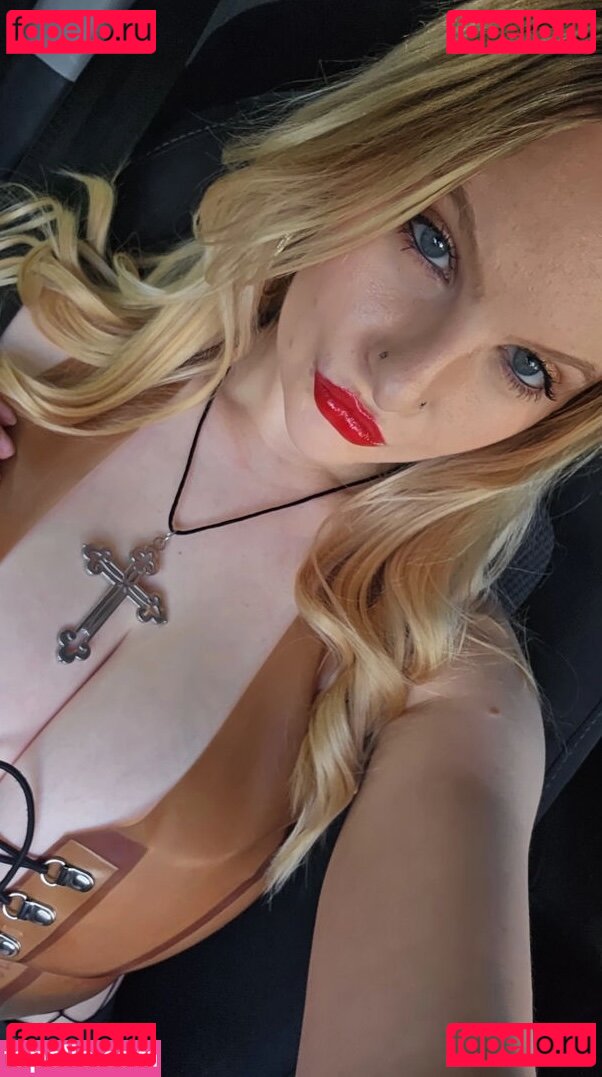 Kit Farrin Nude Onlyfans Photo 17