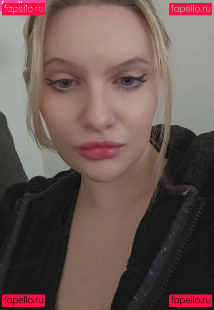 Kit Farrin Nude Onlyfans Photo 3