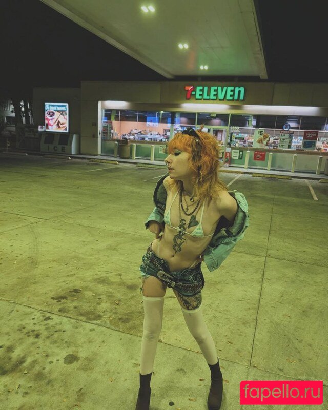 LilPeachyFox Nude Onlyfans Photo 3