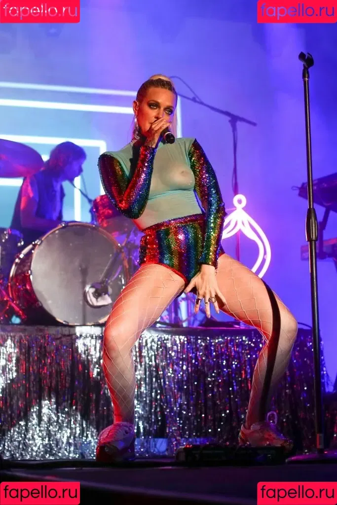 Tove Lo Onlyfans Photo Gallery 