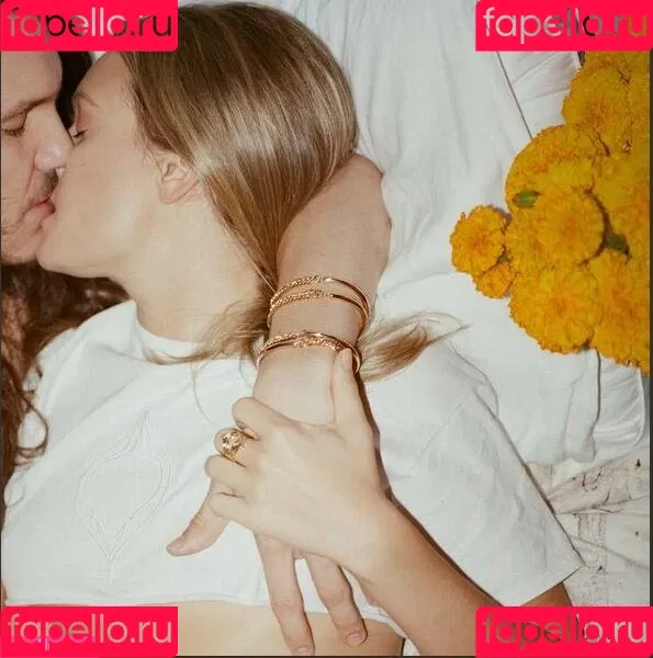 Tove Lo Onlyfans Photo Gallery 