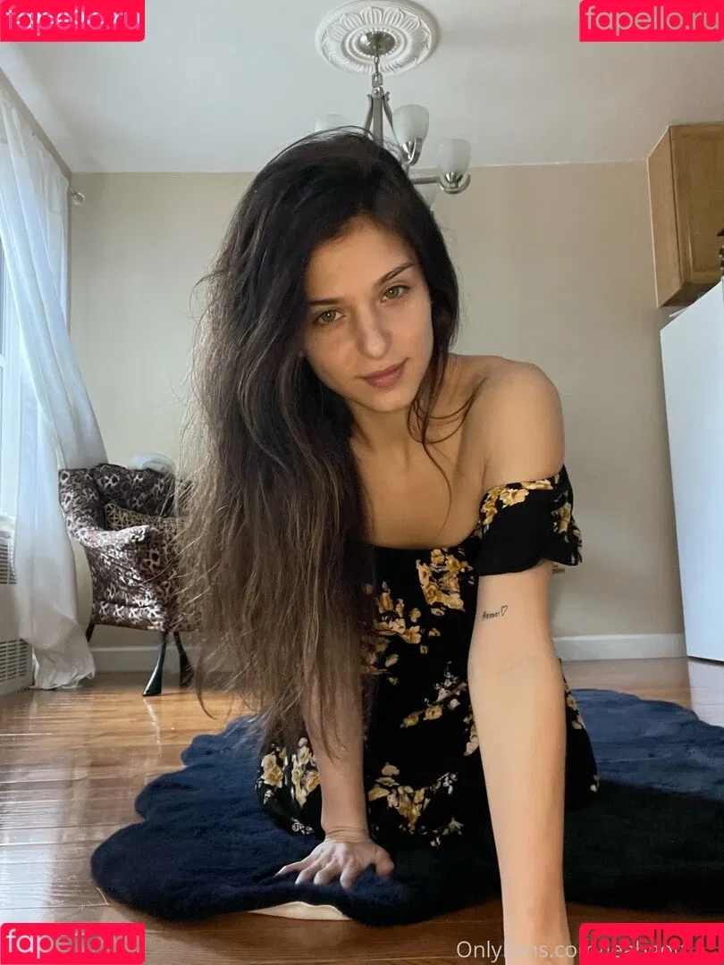 Leah Gotti Onlyfans Photo Gallery 