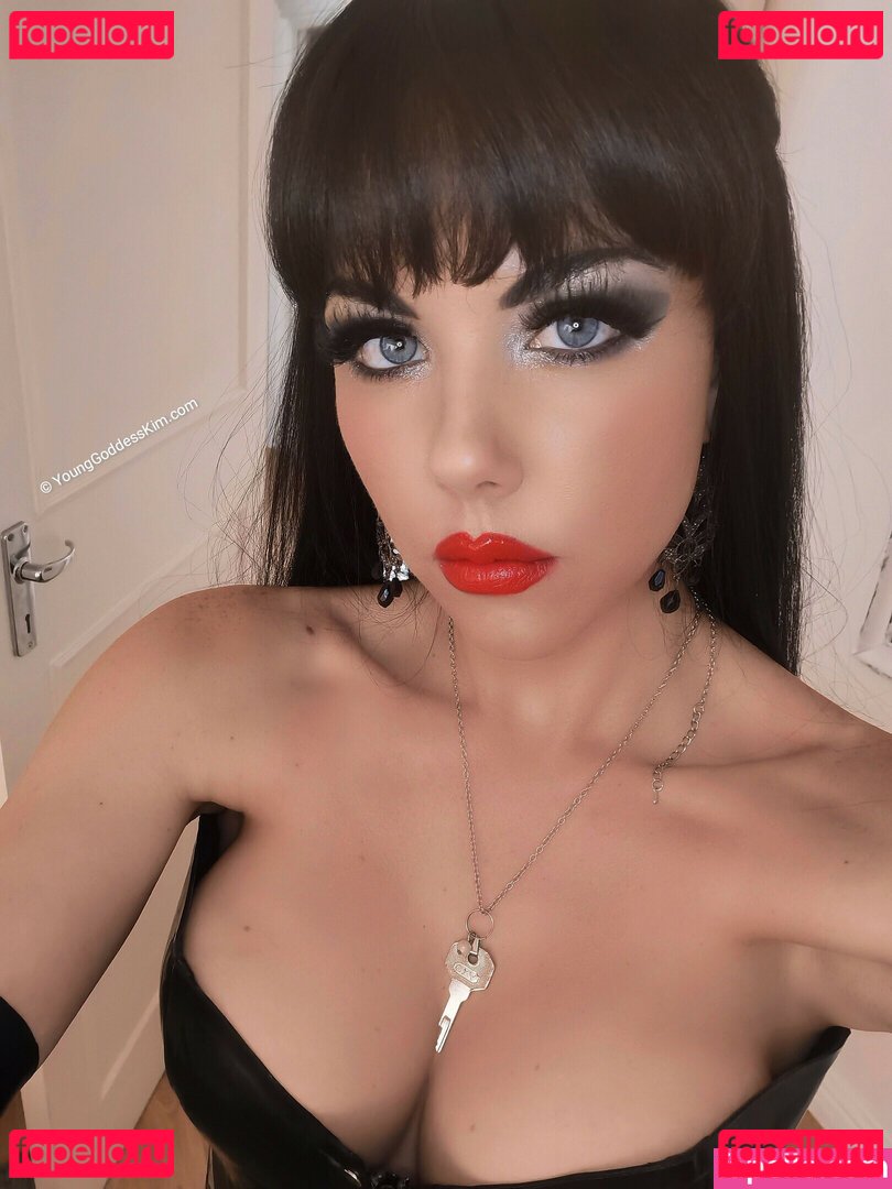 Young Goddess Kim Nude Onlyfans Photo 18