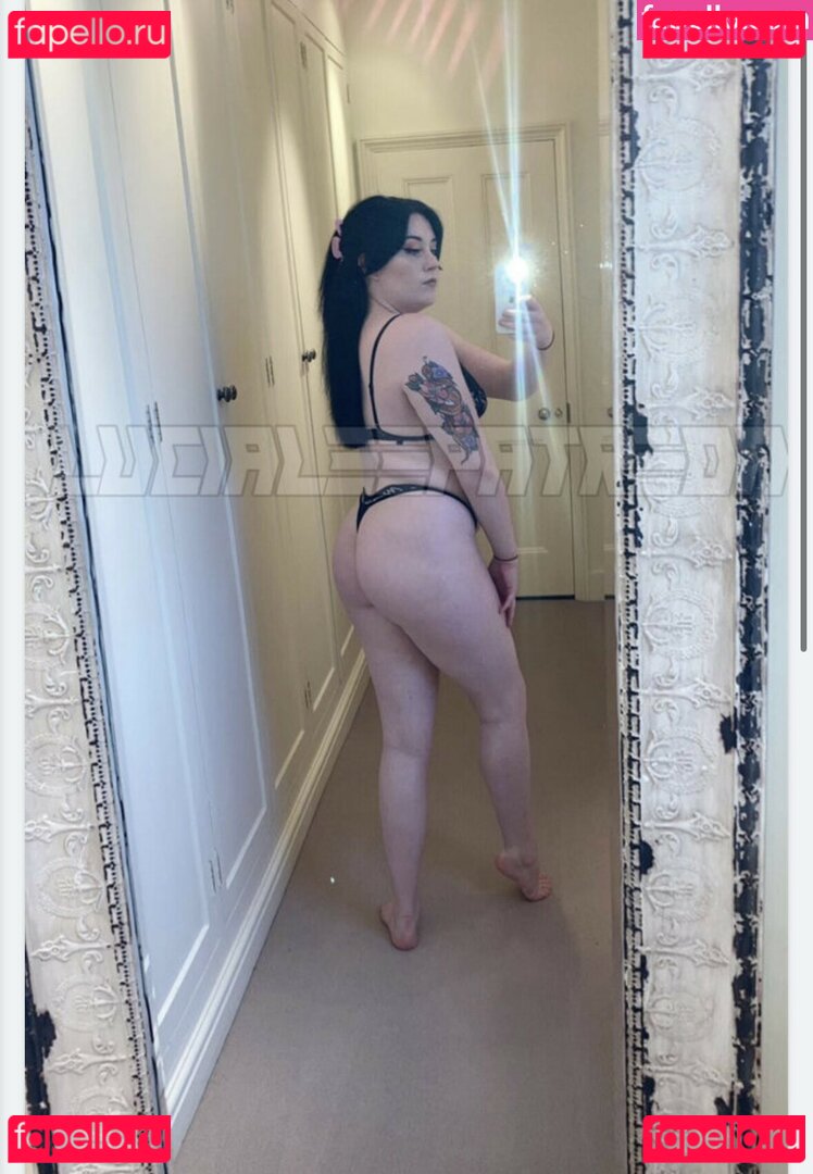 Lucia Lee Nude Onlyfans Photo 32