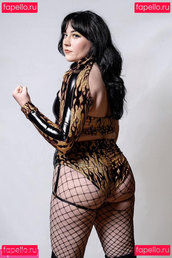 Lucia Lee Nude Onlyfans Photo 12