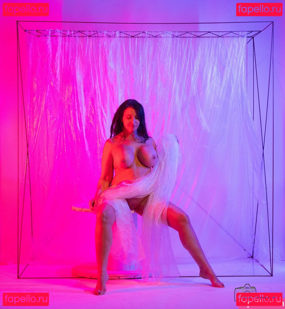 Marinabella Nude Onlyfans Photo 7