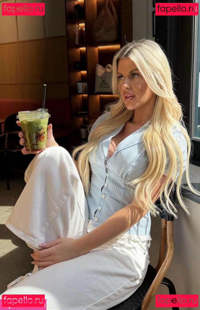 AnythingBlondbarbiie Nude Onlyfans Photo 22