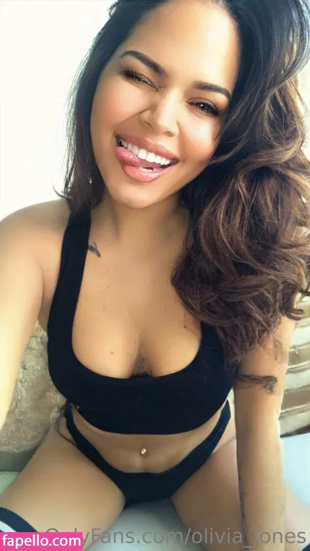 sofia_jones2 Onlyfans Photo Gallery 