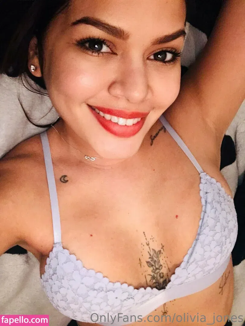 sofia_jones2 Onlyfans Photo Gallery 