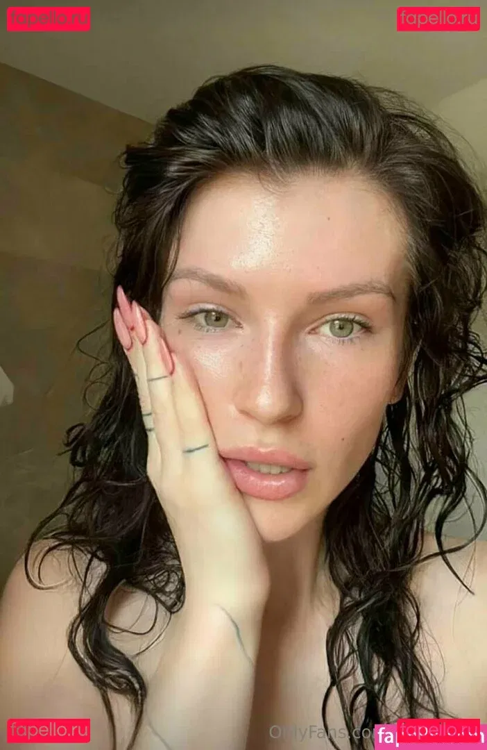 deep_alisa Onlyfans Photo Gallery 