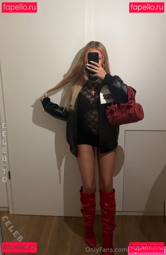 louryamory Nude Onlyfans Photo 30