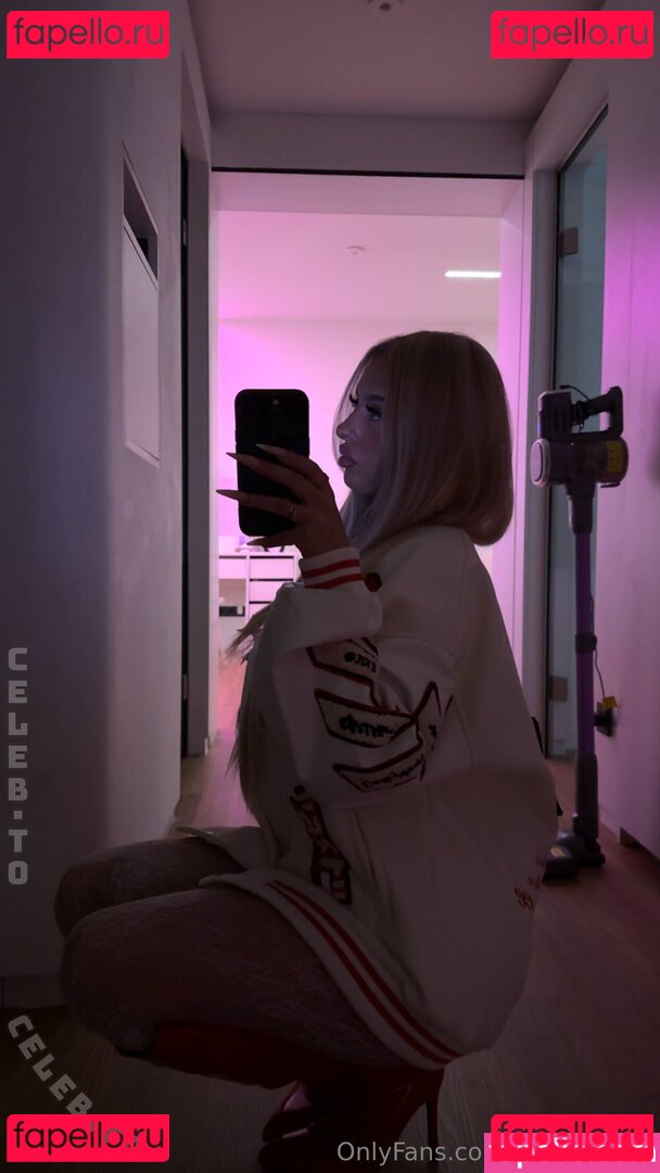 louryamory Nude Onlyfans Photo 27
