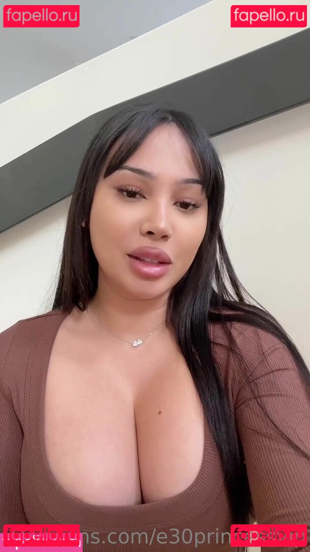 E30 Princess Nude Onlyfans Photo 9