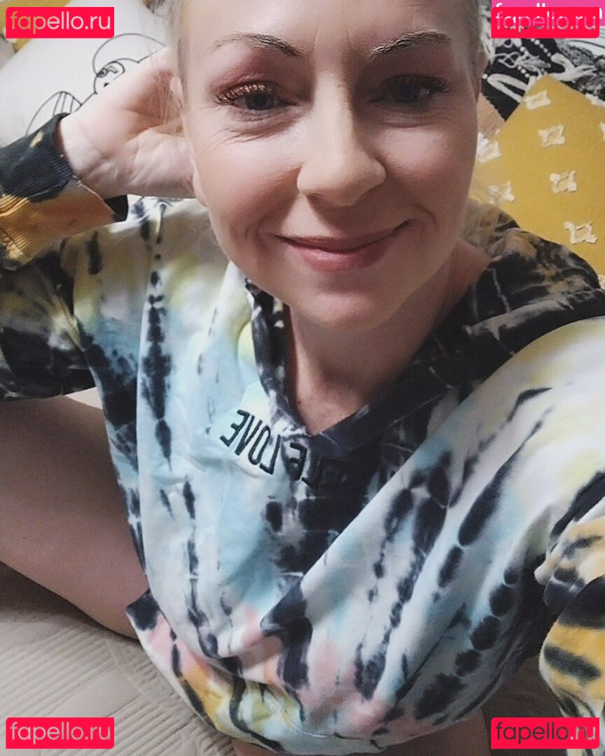 LactatingMILFBritney Nude Onlyfans Photo 14