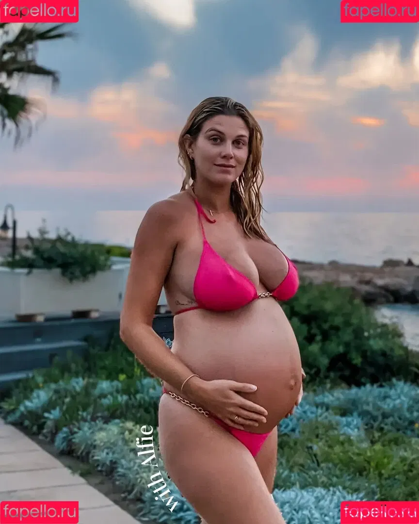 Ashley James Onlyfans Photo Gallery 