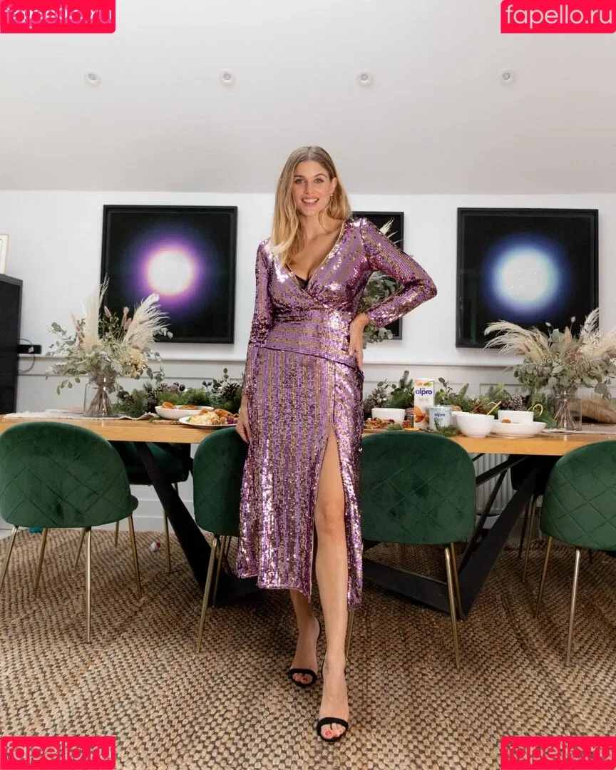 Ashley James Onlyfans Photo Gallery 