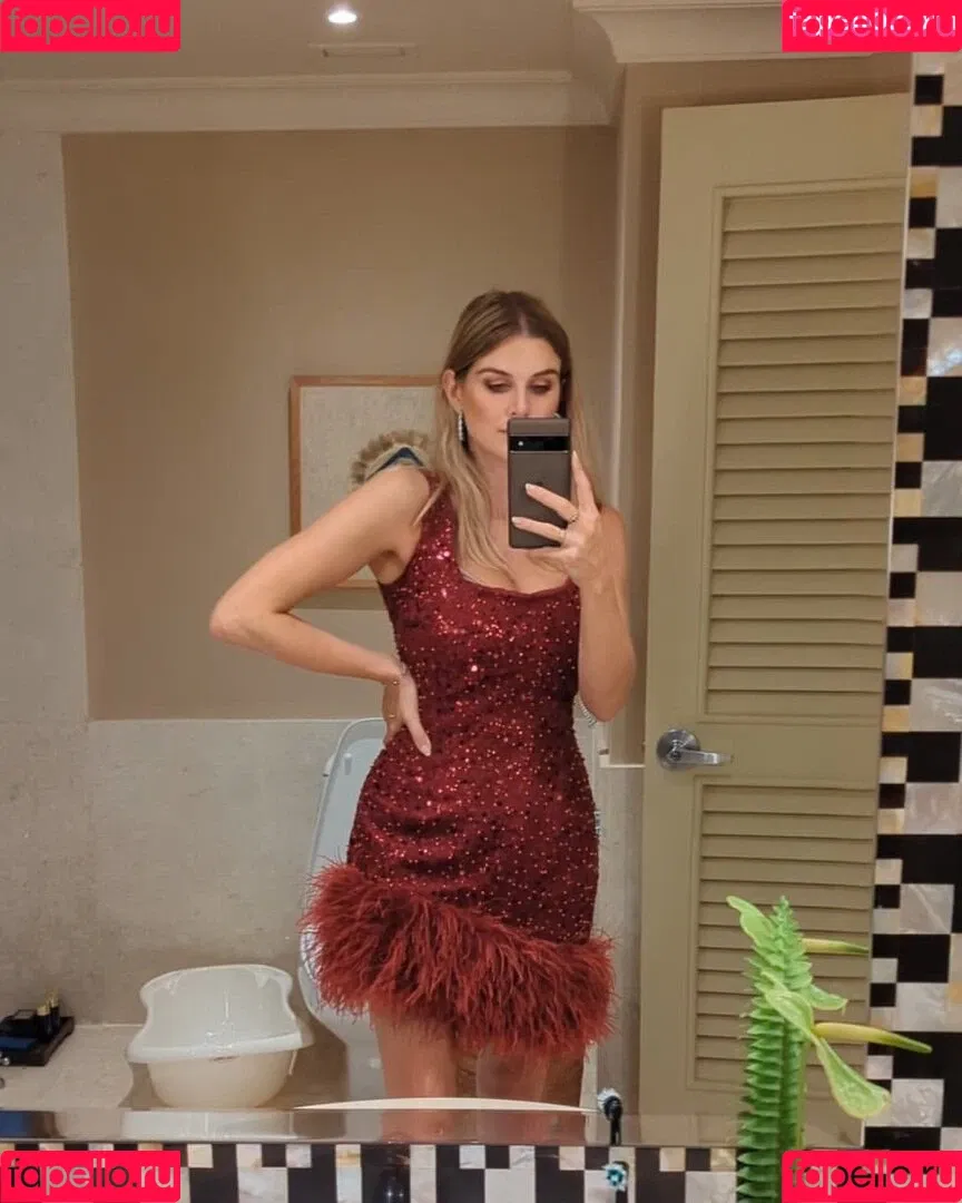 Ashley James Onlyfans Photo Gallery 