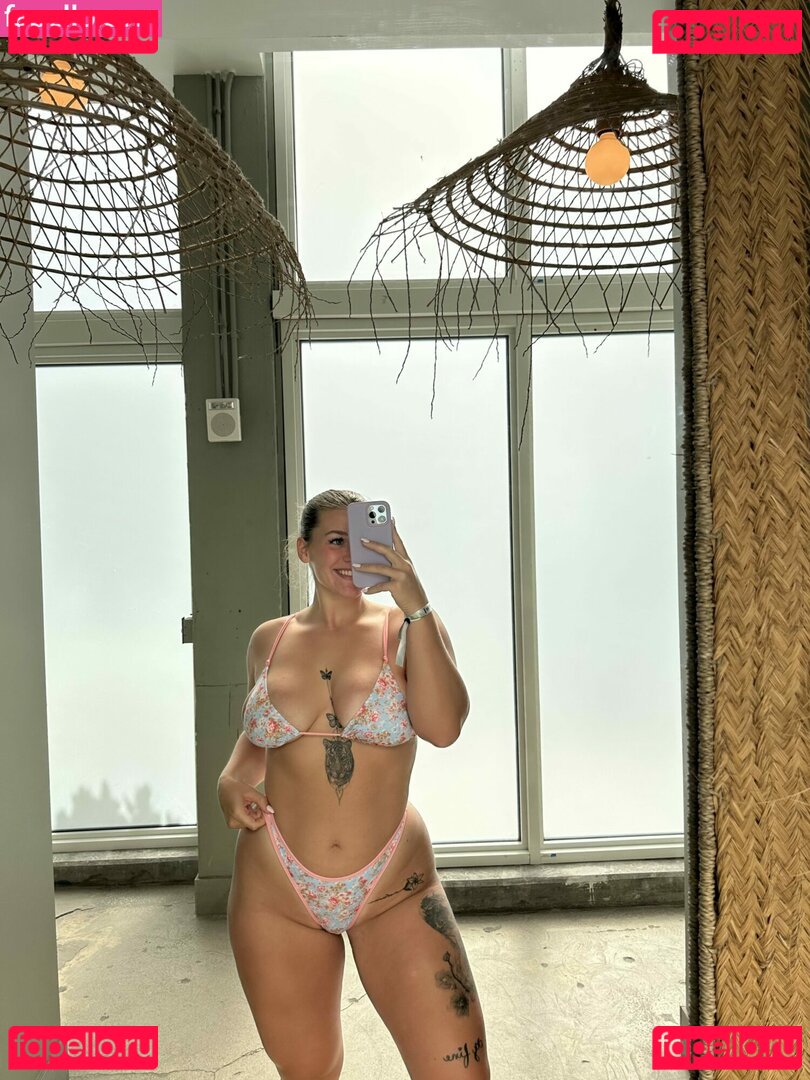 Esther Burden Nude Onlyfans Photo 50
