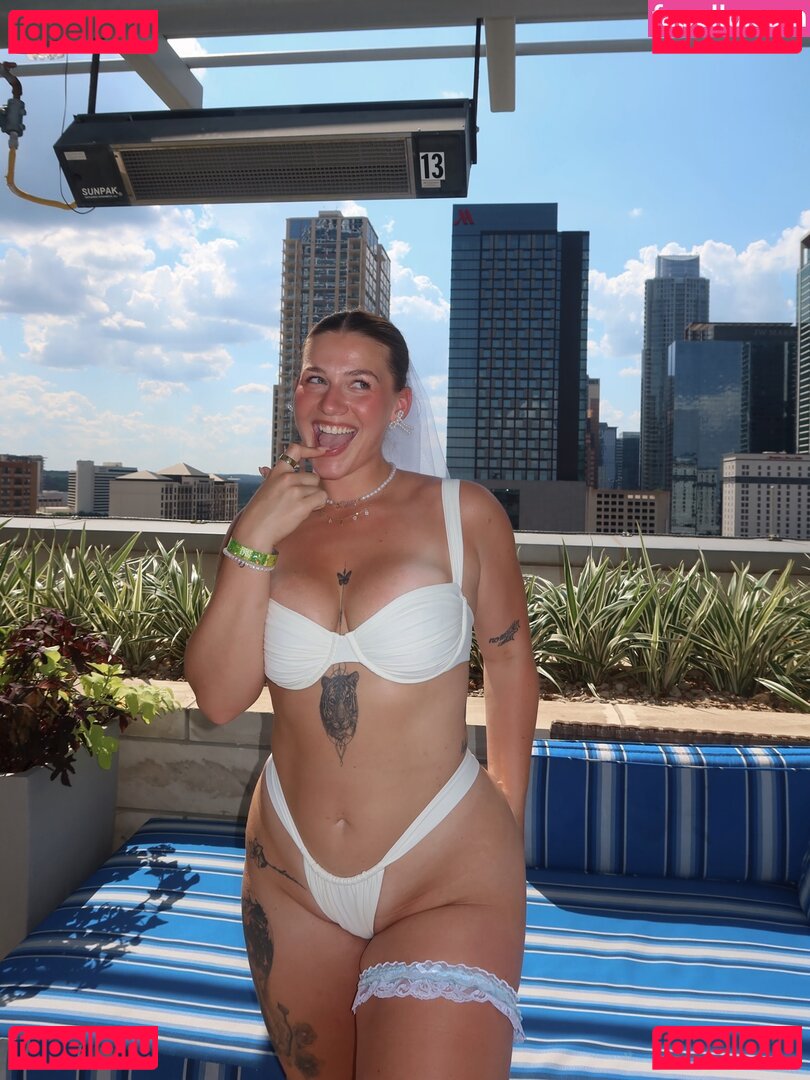 Esther Burden Nude Onlyfans Photo 30