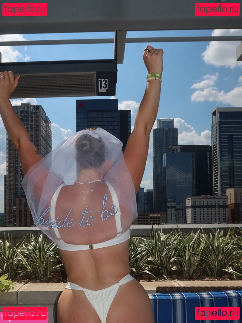 Esther Burden Nude Onlyfans Photo 26