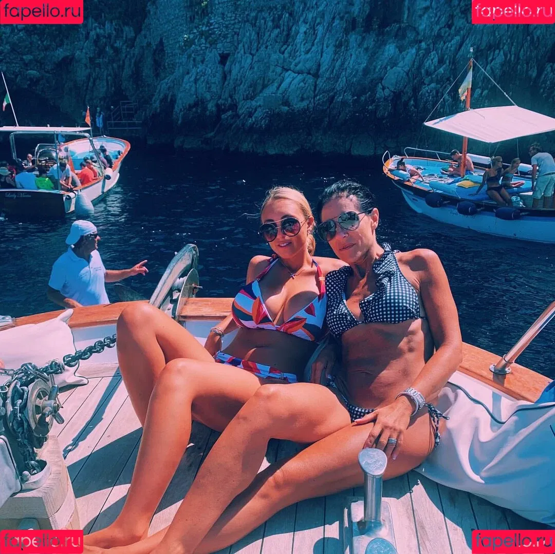 Sabrina Romana Onlyfans Photo Gallery 