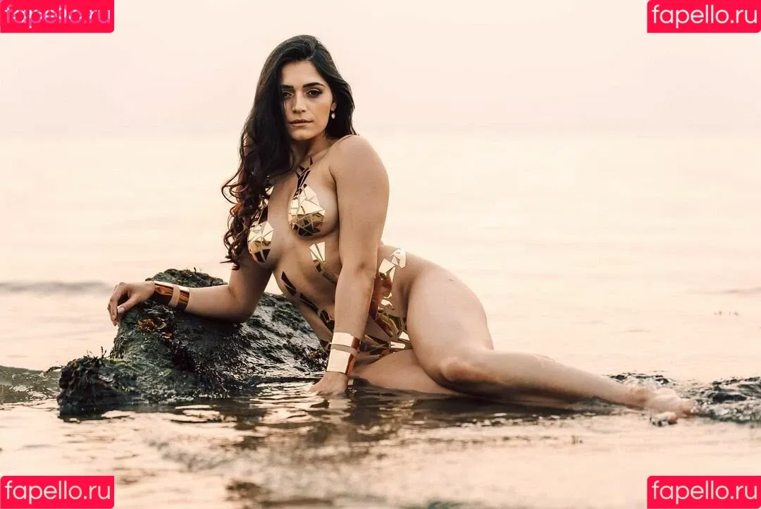 Annabel DaSilva Onlyfans Photo Gallery 