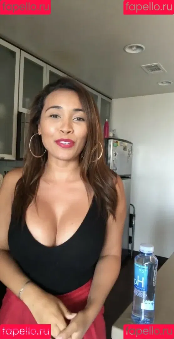 Britt Johnson Onlyfans Photo Gallery 
