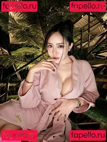lookmeesohot Nude Onlyfans Photo 9