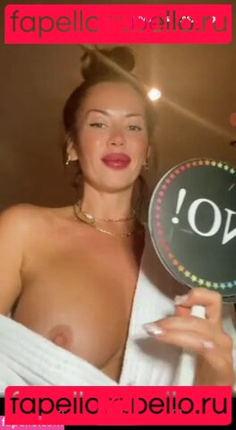 Karina Jelinek Nude Onlyfans Photo 39