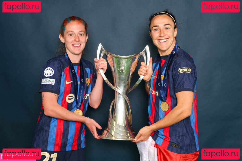 Lucy Bronze Nude Onlyfans Photo 5