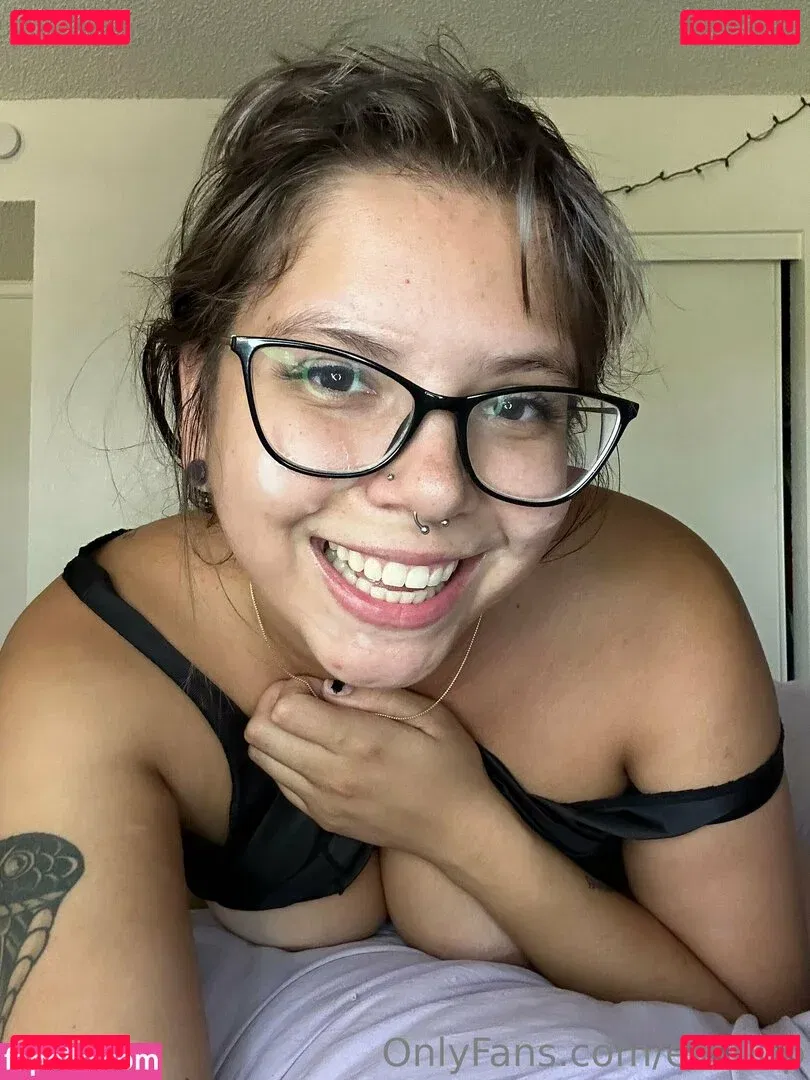 evs0up Onlyfans Photo Gallery 