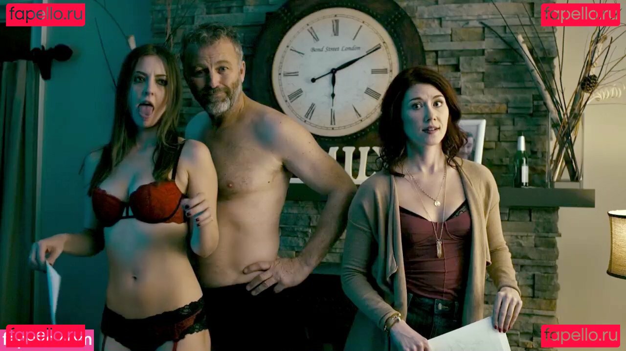 Katharine Isabelle Nude Onlyfans Photo 4