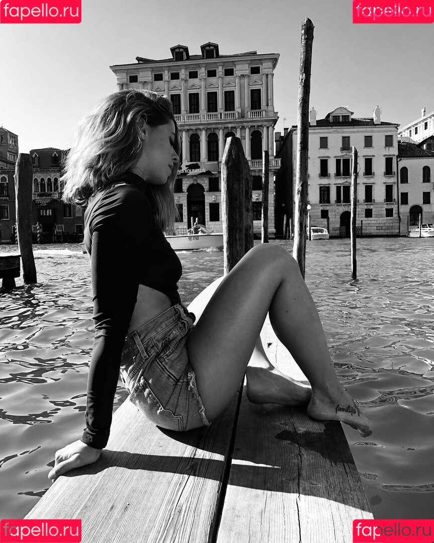 Vanessa Mai Onlyfans Photo Gallery 