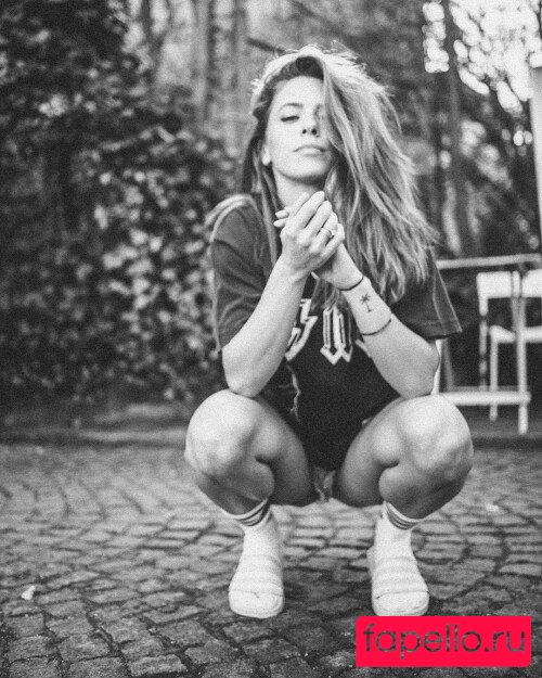 Vanessa Mai Onlyfans Photo Gallery 