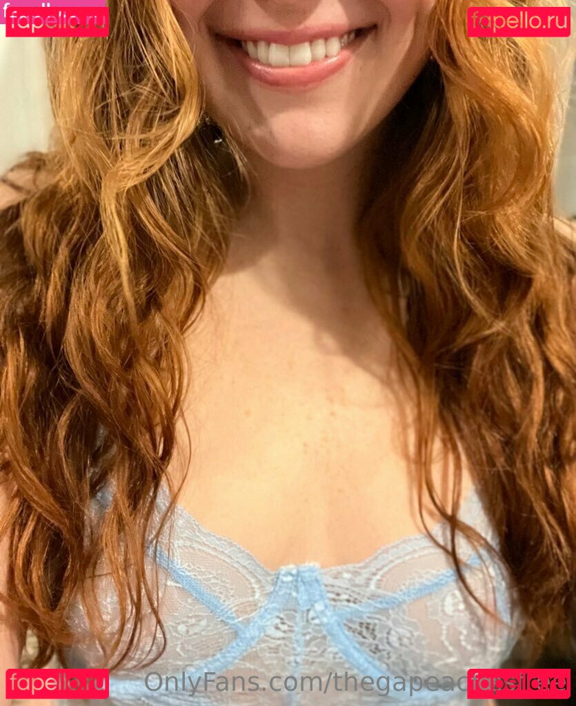 thegapeachesfree Nude Onlyfans Photo 6