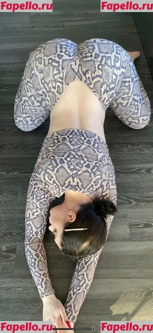 Valentina Jade Onlyfans Photo Gallery 
