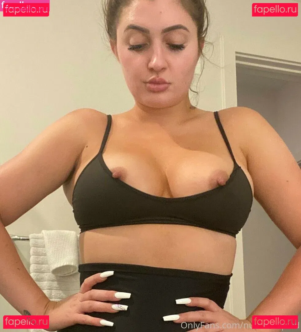 Valentina Jade Onlyfans Photo Gallery 