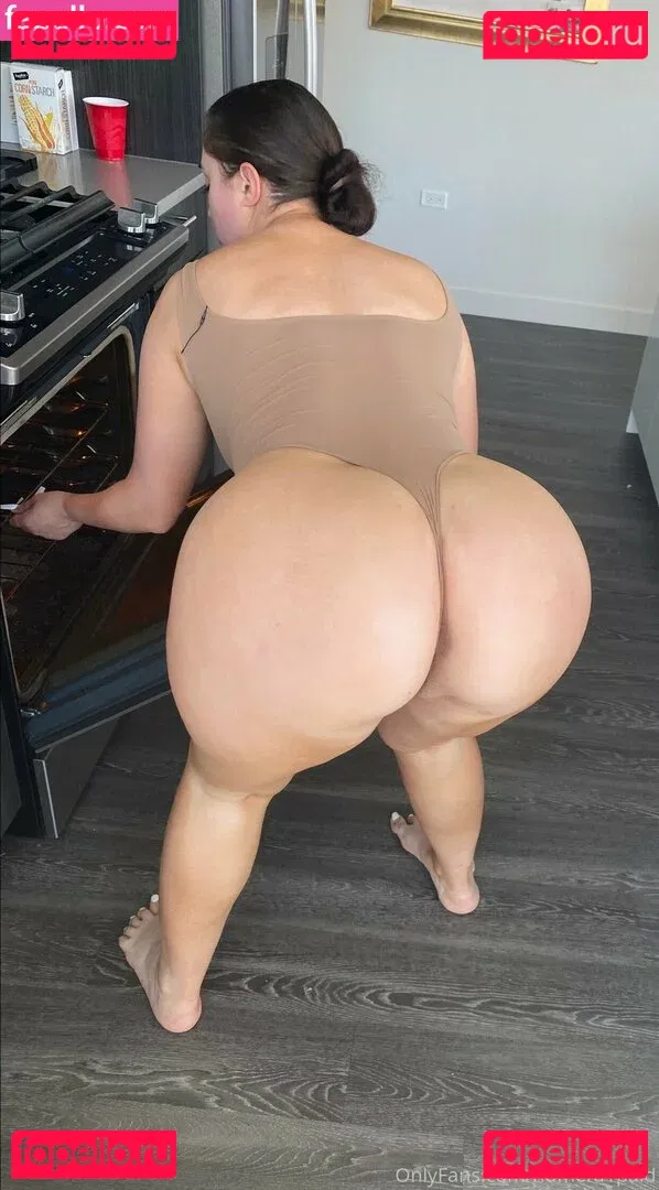 Valentina Jade Onlyfans Photo Gallery 