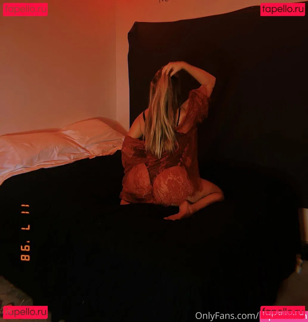 notlexismith Onlyfans Photo Gallery 