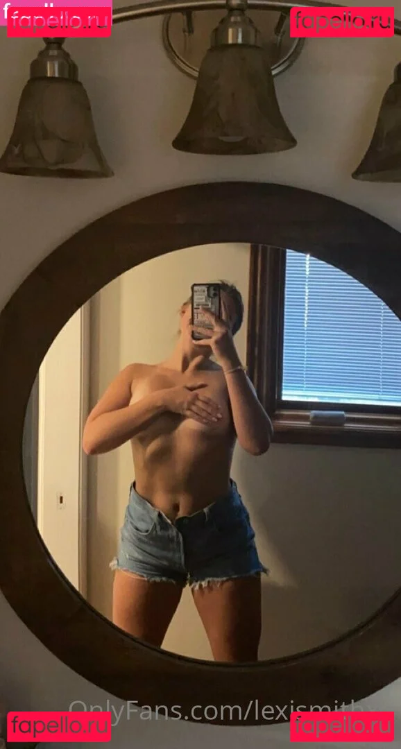 notlexismith Onlyfans Photo Gallery 