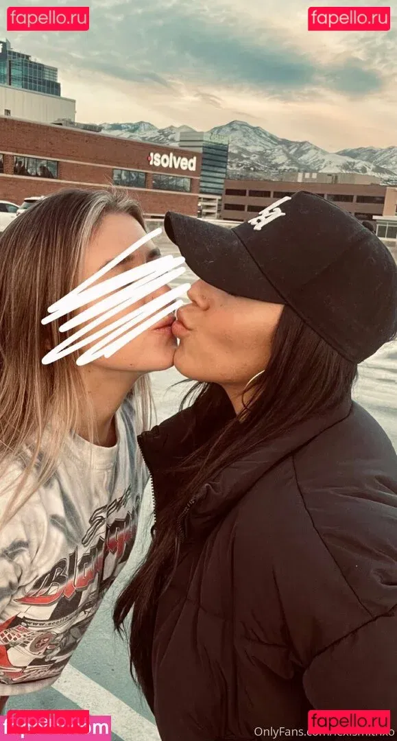 notlexismith Onlyfans Photo Gallery 