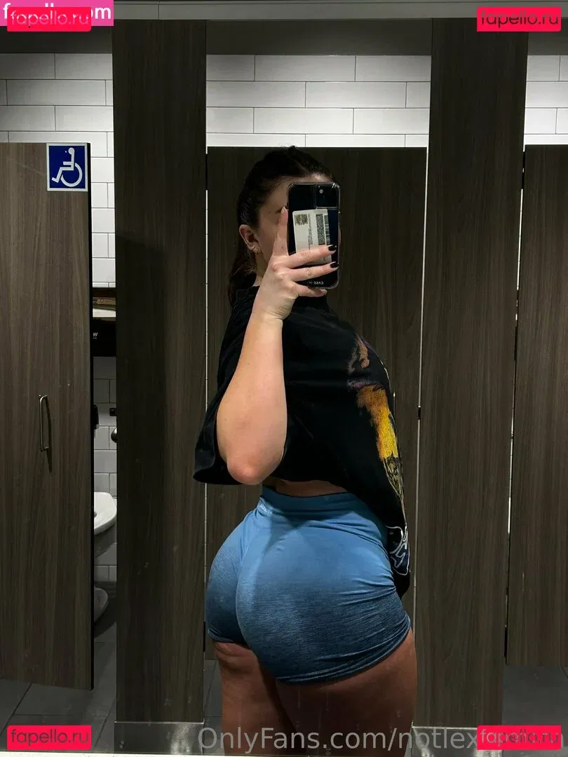 notlexismith Onlyfans Photo Gallery 