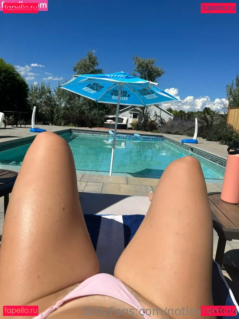 notlexismith Onlyfans Photo Gallery 