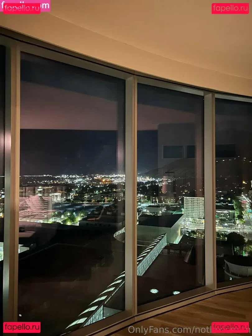 notlexismith Onlyfans Photo Gallery 