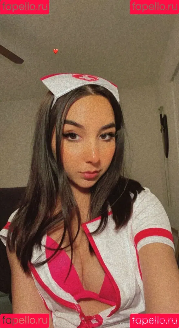 nikitamahri Onlyfans Photo Gallery 