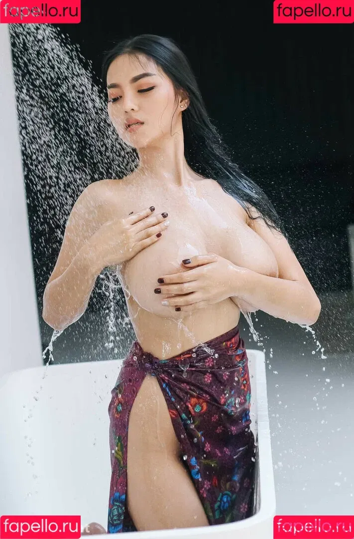 Faii Orapun Onlyfans Photo Gallery 