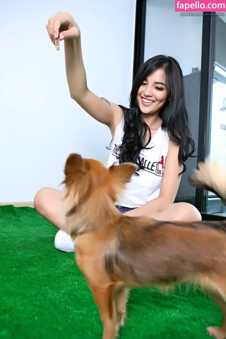 Faii Orapun Onlyfans Photo Gallery 